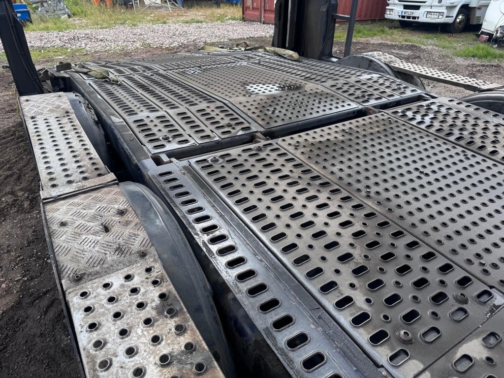 SCANIA P SERIES P420 Transporter Engineering EVO 11/12 Car Transporter. 2013