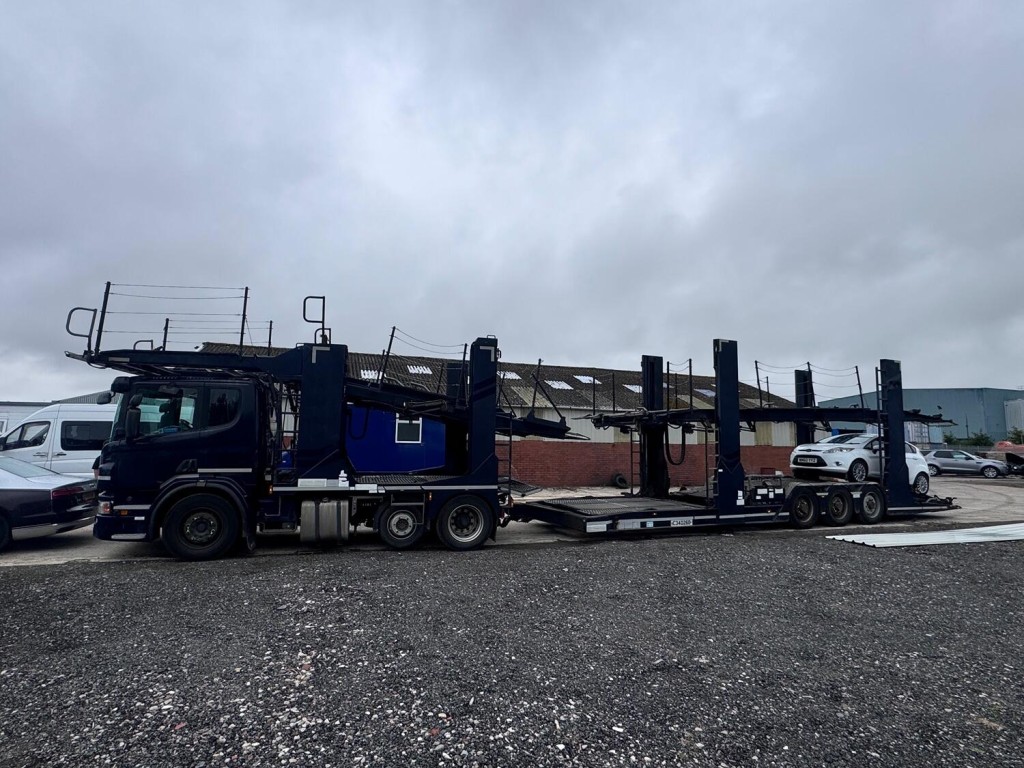 SCANIA P SERIES P420 Transporter Engineering EVO 11/12 Car Transporter. 2013