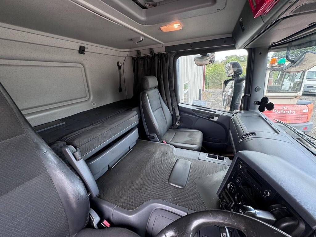 SCANIA P SERIES P420 Transporter Engineering EVO 11/12 Car Transporter. 2013