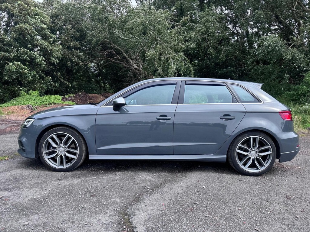 AUDI S3 2.0 TFSI Quattro S Tronic 5 Door. Auto. 42k. FSH. Leather. Appleplay.  2016