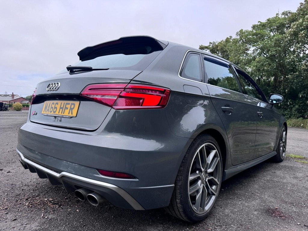 AUDI S3 2.0 TFSI Quattro S Tronic 5 Door. Auto. 42k. FSH. Leather. Appleplay.  2016