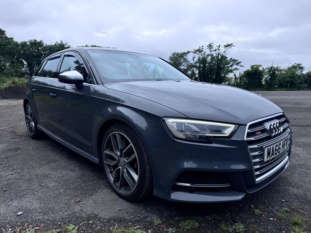 AUDI S3 2.0 TFSI Quattro S Tronic 5 Door. Auto. 42k. FSH. Leather. Appleplay.  2016