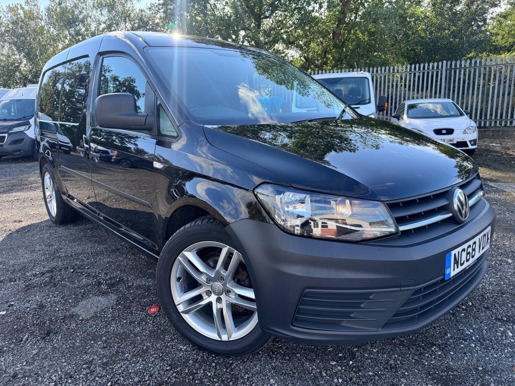 VOLKSWAGEN CADDY MAXI 2.0 TDI With Tailgate. 1 Owner.  2019