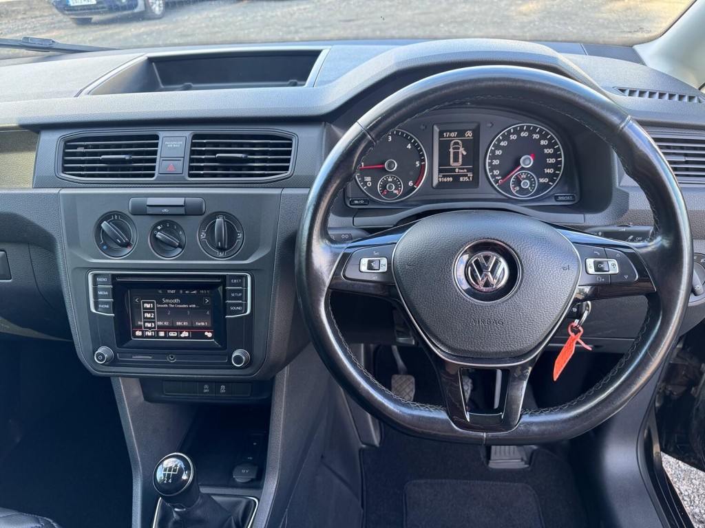 VOLKSWAGEN CADDY MAXI 2.0 TDI With Tailgate. 1 Owner.  2019