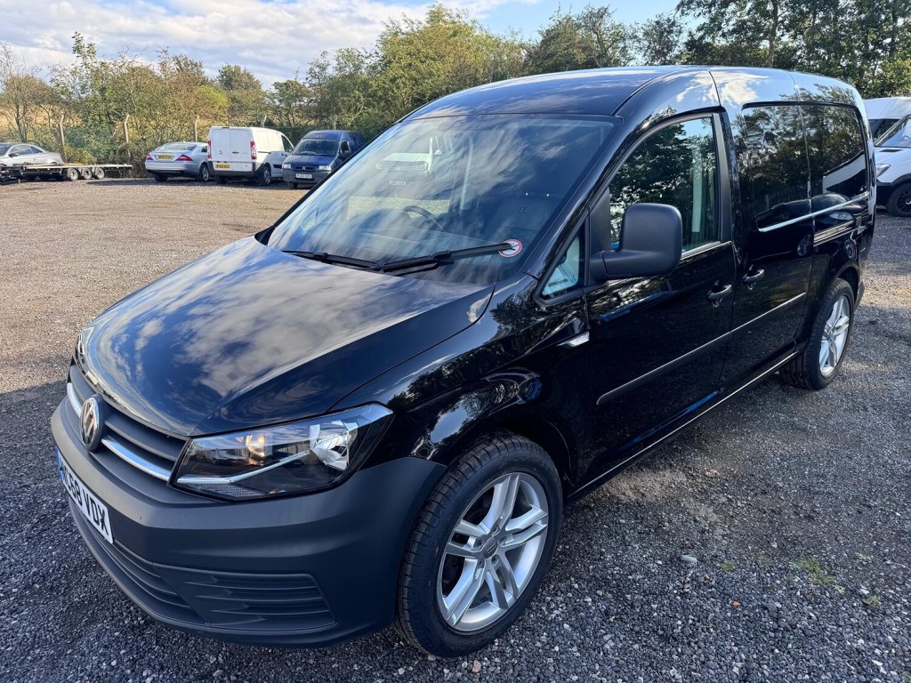 VOLKSWAGEN CADDY MAXI 2.0 TDI With Tailgate. 1 Owner.  2019