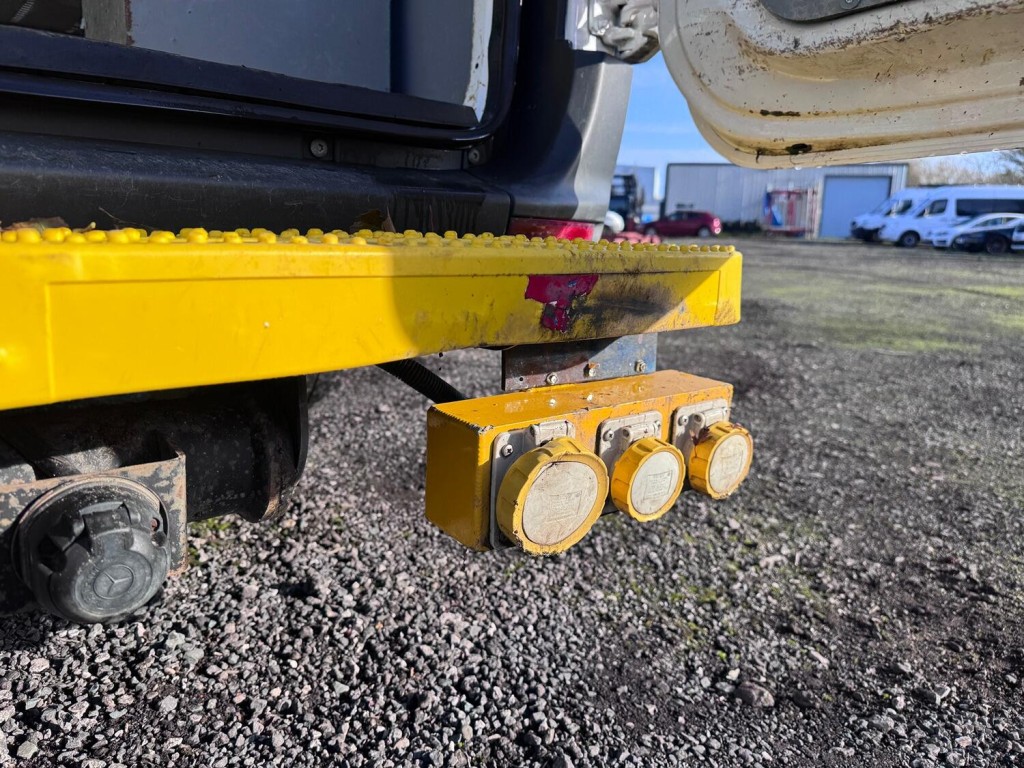 MERCEDES-BENZ SPRINTER 2.1 316 CDI On Board Power Compressor Van. Utility Van. 2020