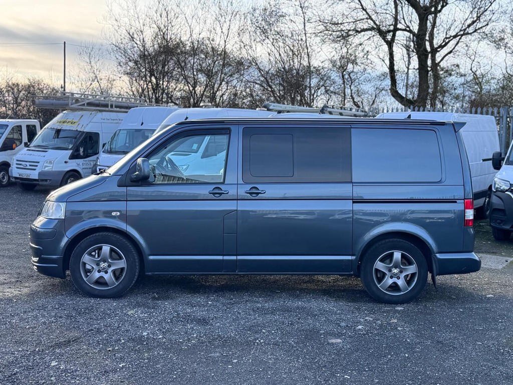 VOLKSWAGEN TRANSPORTER 2.5 TDi Day Van. Campervan. R&R Bed. Electrics. Insulated. 6Speed. 174BHP 2007