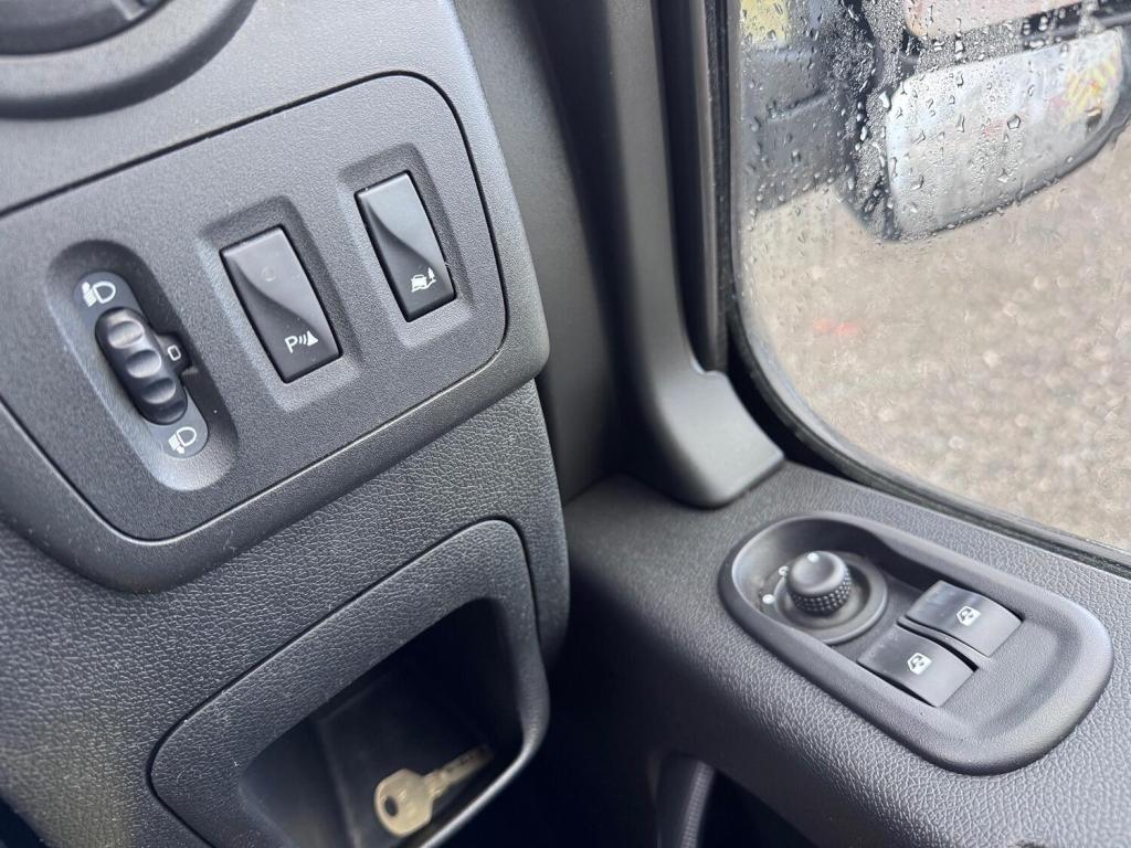 VAUXHALL MOVANO 2.3 CDTi 3500 BiTurbo L4H3 XLWB + Extra High. NAV. AC. NO VAT. 2019