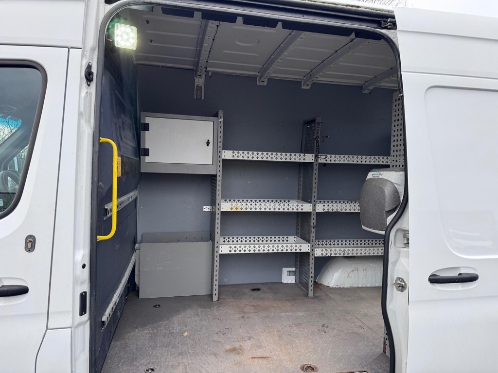 MERCEDES-BENZ SPRINTER 316 MWB RWD Power Van. On Board Compressor + Generator. £347.25 Per Month 2020