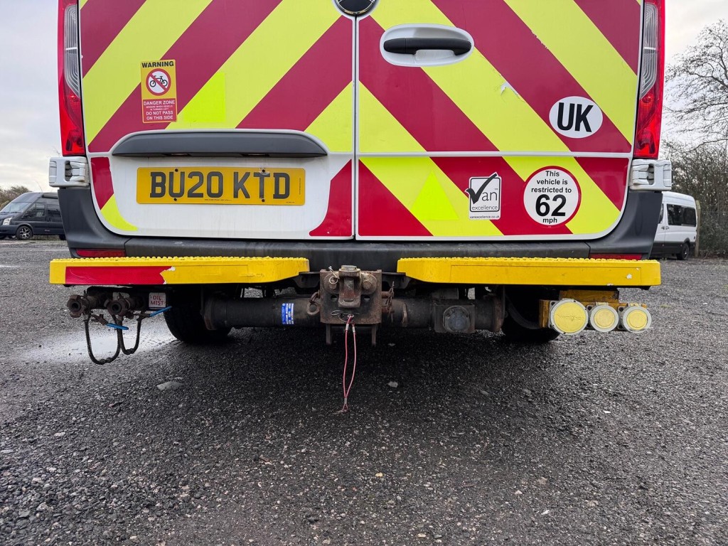 MERCEDES-BENZ SPRINTER 316 MWB RWD Power Van. On Board Compressor + Generator. £347.25 Per Month 2020