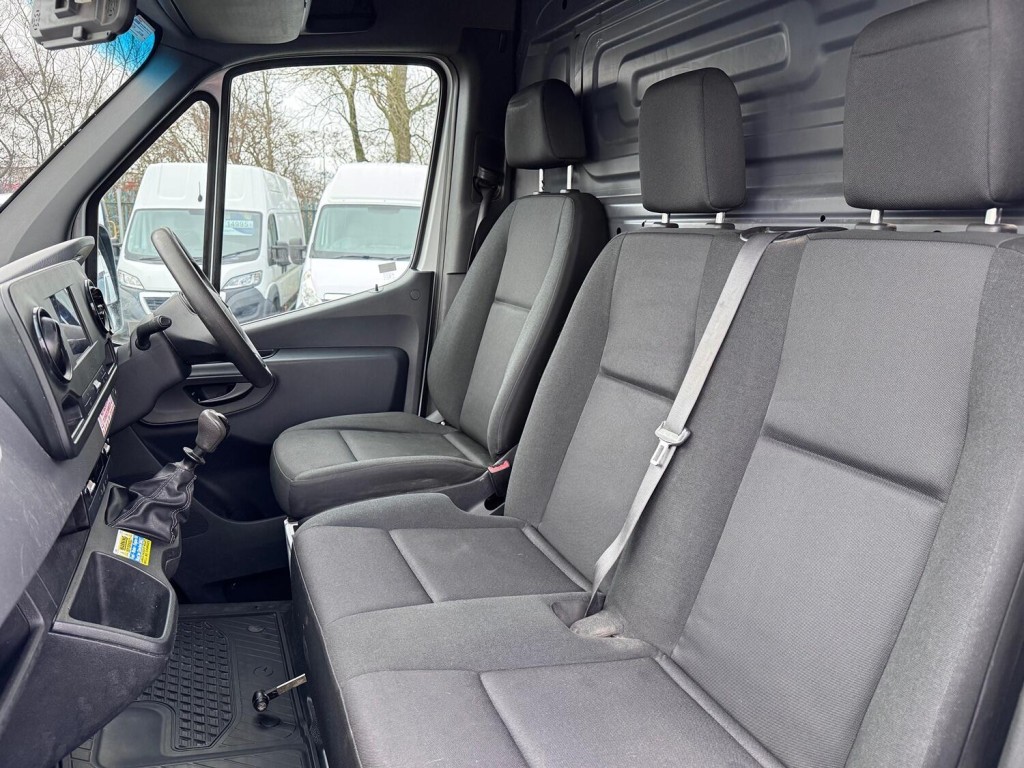 MERCEDES-BENZ SPRINTER 316 MWB RWD Power Van. On Board Compressor + Generator. £347.25 Per Month 2020