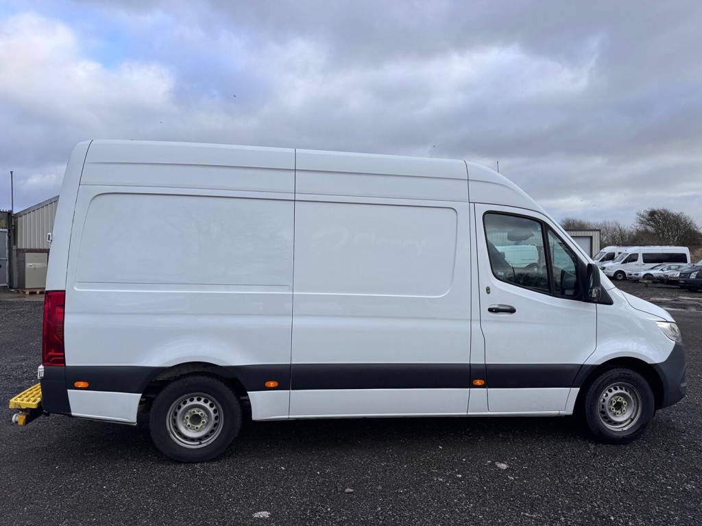 MERCEDES-BENZ SPRINTER 316 MWB RWD Power Van. On Board Compressor + Generator. £347.25 Per Month 2020