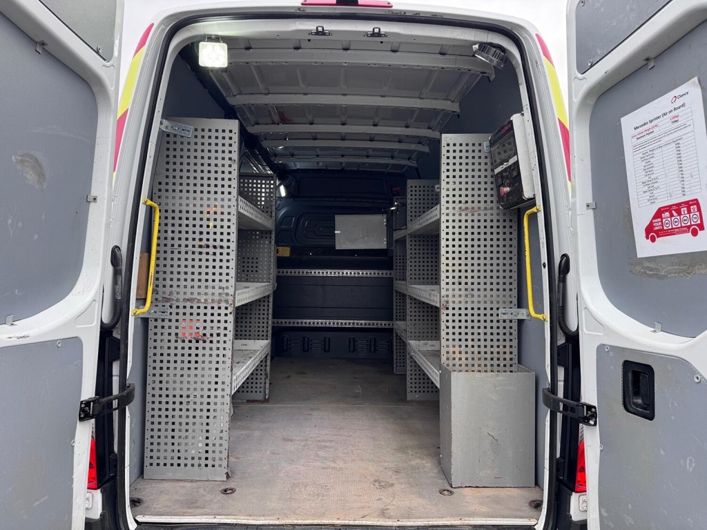 MERCEDES-BENZ SPRINTER 316 MWB RWD Power Van. On Board Compressor + Generator. £347.25 Per Month 2020