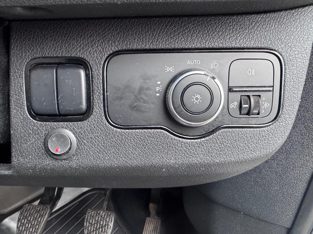 MERCEDES-BENZ SPRINTER 316 MWB RWD Power Van. On Board Compressor + Generator. £347.25 Per Month 2020