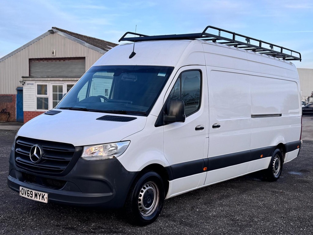 MERCEDES-BENZ SPRINTER 2.1 316 CDI LWB Panel Van. FSH. Roof Rack. Appleplay. 2019