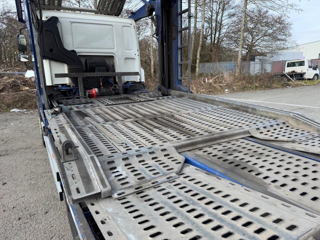 DAF CF 330 Euro 6 6x2 Belle 6 Car Transporter. Winch.  2017