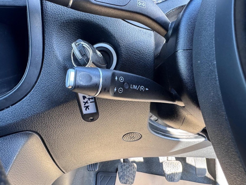 MERCEDES-BENZ VITO 1.7 114 CDI Progressive. Aircon. Cruise. Reverse Cam. FMBSH. 2021