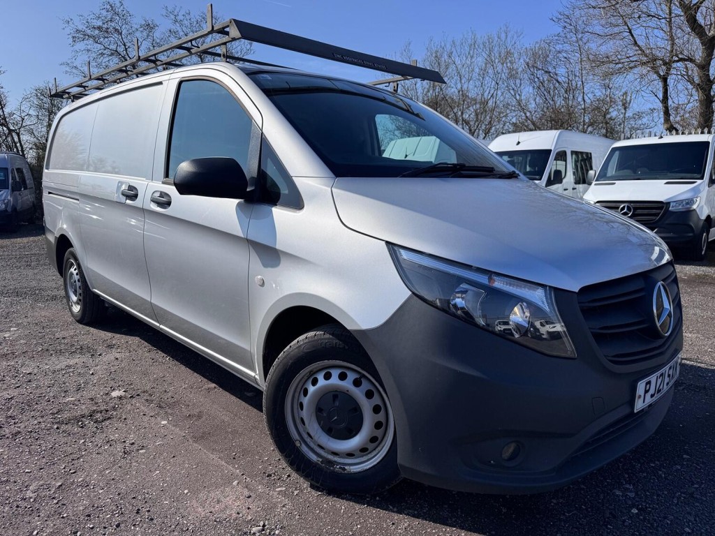 MERCEDES-BENZ VITO 1.7 114 CDI Progressive. Aircon. Cruise. Reverse Cam. FMBSH. 2021