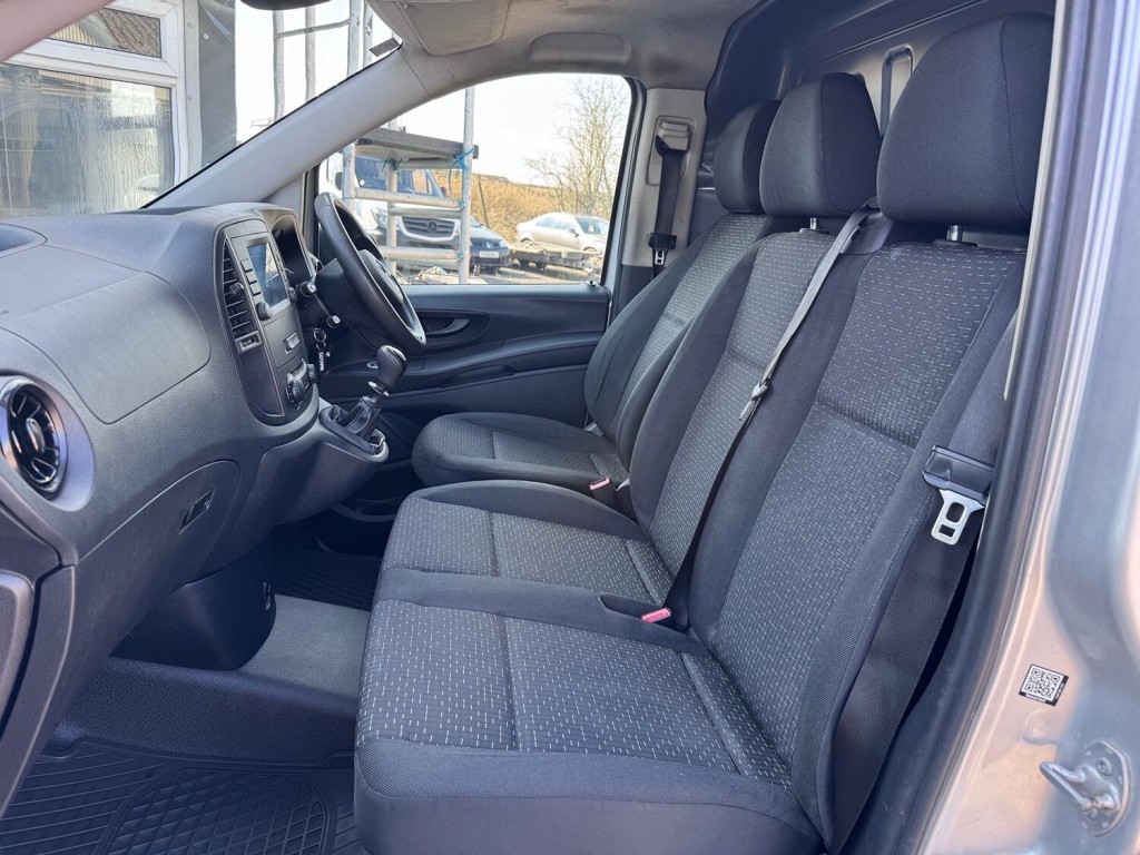 MERCEDES-BENZ VITO 1.7 114 CDI Progressive. Aircon. Cruise. Reverse Cam. FMBSH. 2021