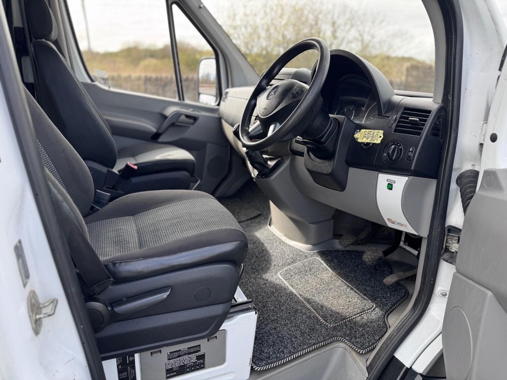 MERCEDES-BENZ SPRINTER 313 CDI MWB Campervan. New Build. Side Pods. Solar. Swivel Seat. Maxifan, Inverter. Mains Hook up.  2014