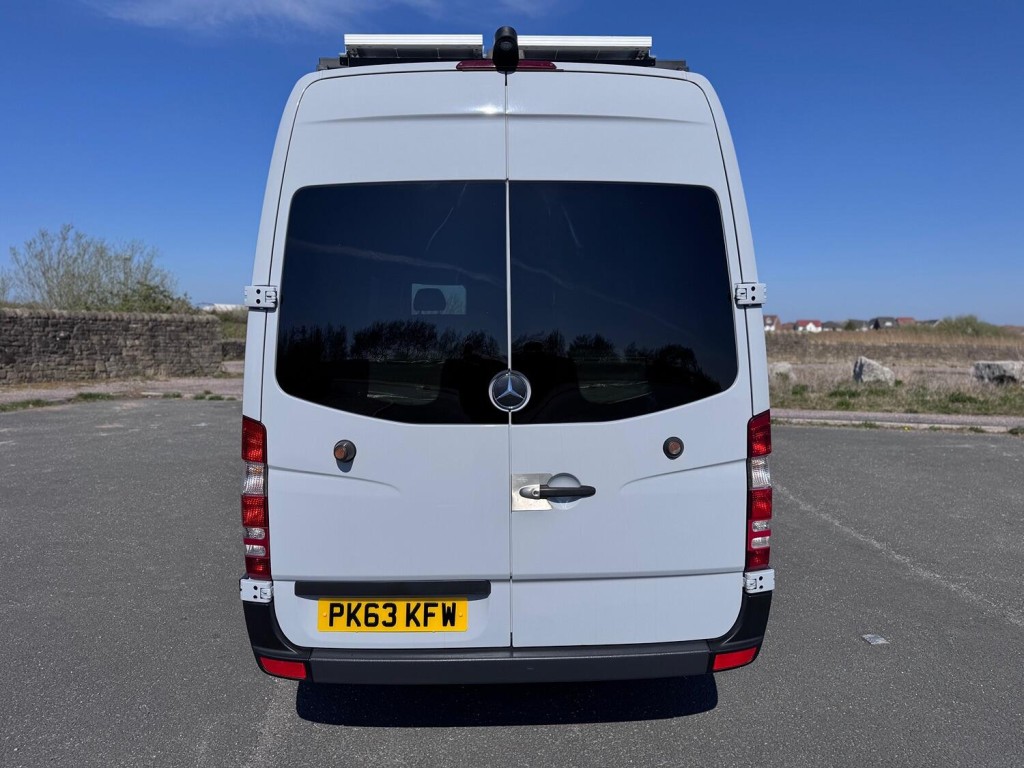 MERCEDES-BENZ SPRINTER MWB Off Grid Campervan. Solar. Heater. Victron. Swivel Seat. Fixed Bed. 2013