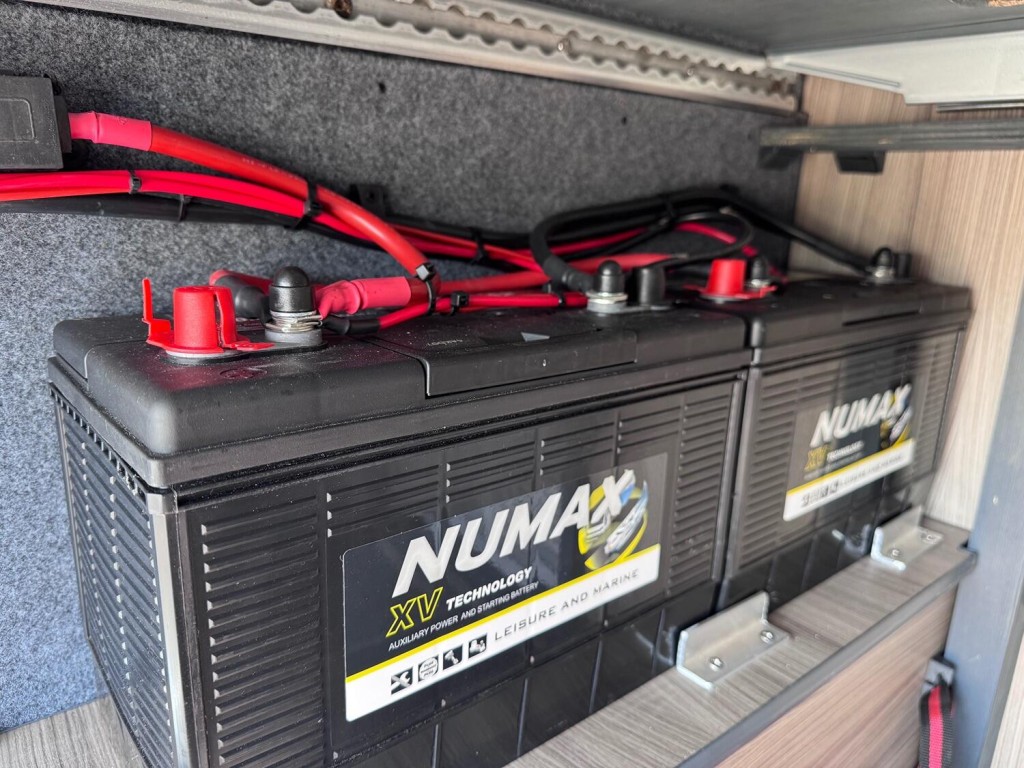 MERCEDES-BENZ SPRINTER MWB Off Grid Campervan. Solar. Heater. Victron. Swivel Seat. Fixed Bed. 2013