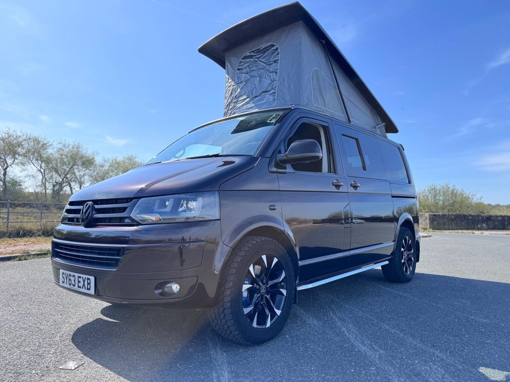 VOLKSWAGEN T5 CAMPER 2.0 TDI T32 Trendline 4Motion Pop Top Campervan Dayvan. 4 Berth. Difflock. Kitcken. RIB Bed. Raspber 2013