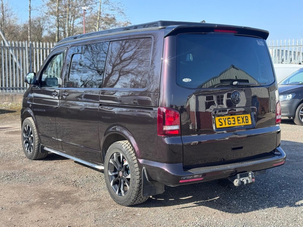 VOLKSWAGEN T5 CAMPER 2.0 TDI T32 Trendline 4Motion Pop Top Campervan Dayvan. 4 Berth. Difflock. Kitcken. RIB Bed. Raspber 2013