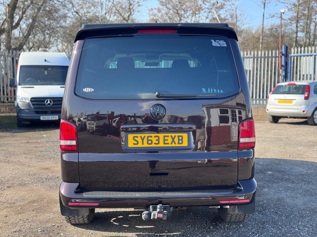 VOLKSWAGEN T5 CAMPER 2.0 TDI T32 Trendline 4Motion Pop Top Campervan Dayvan. 4 Berth. Difflock. Kitcken. RIB Bed. Raspber 2013