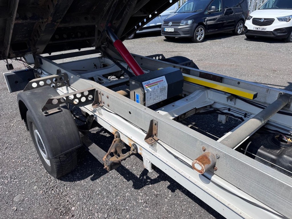 VOLKSWAGEN CRAFTER 2.0 TDI CR35 Startline Tipper. 140BHP.1 Owner.  2021