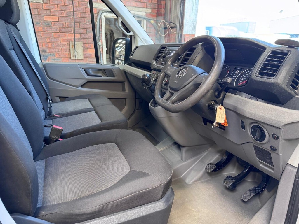 VOLKSWAGEN CRAFTER 2.0 TDI CR35 Startline Tipper. 140BHP.1 Owner.  2021