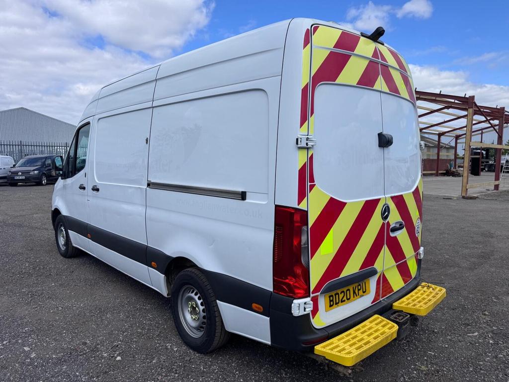 MERCEDES-BENZ SPRINTER 316 MWB On Board Power & Compressor. 110V. FSH. AC.73k 2020
