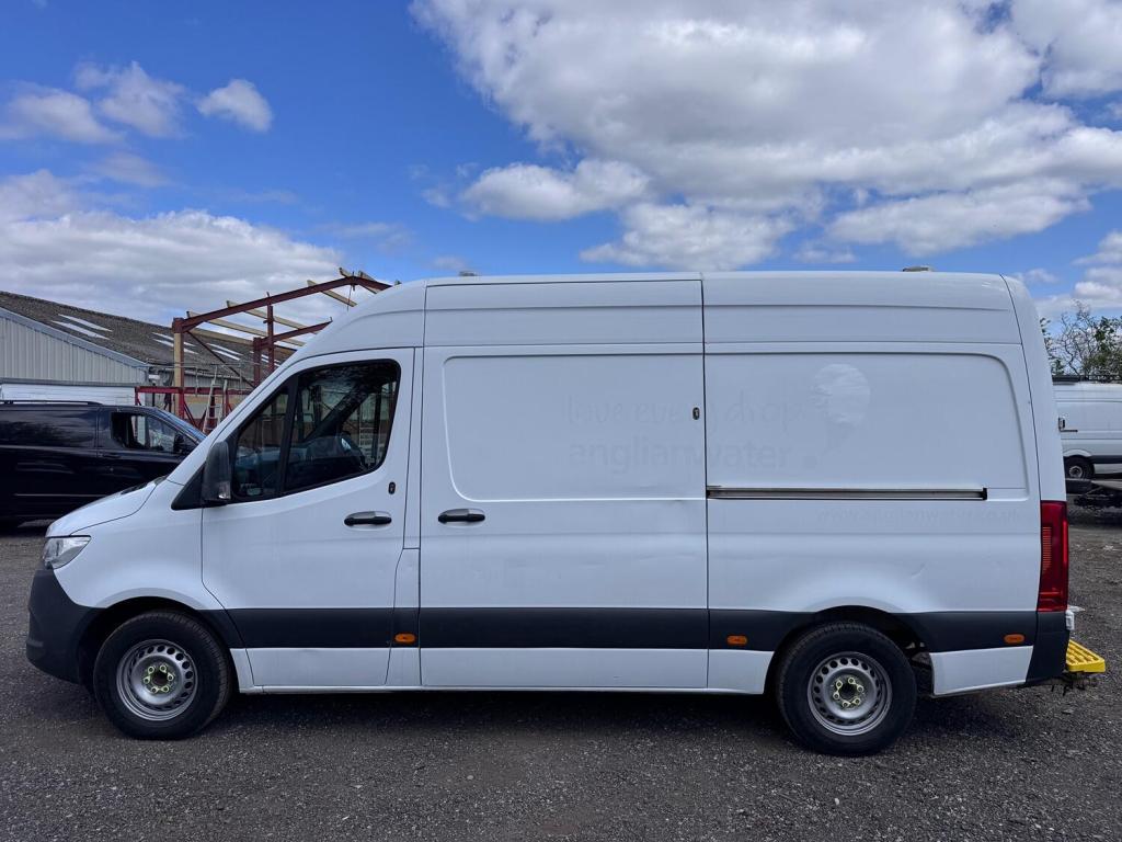 MERCEDES-BENZ SPRINTER 316 MWB On Board Power & Compressor. 110V. FSH. AC.73k 2020