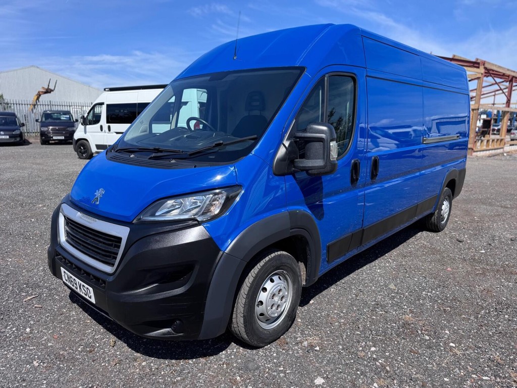 PEUGEOT BOXER Professional 2.0 Blue HDI LWB Van. L3H2. FSH. NAV. AC. Cruise 2019