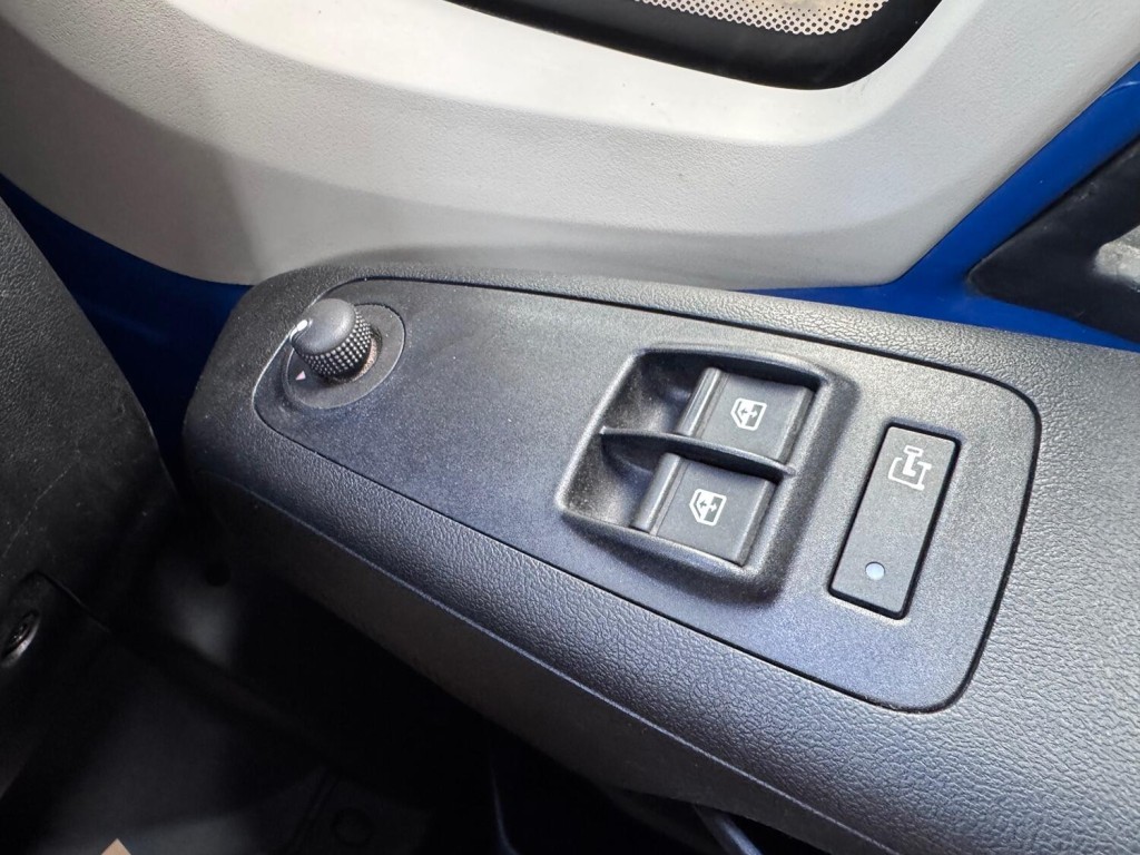 PEUGEOT BOXER Professional 2.0 Blue HDI LWB Van. L3H2. FSH. NAV. AC. Cruise 2019