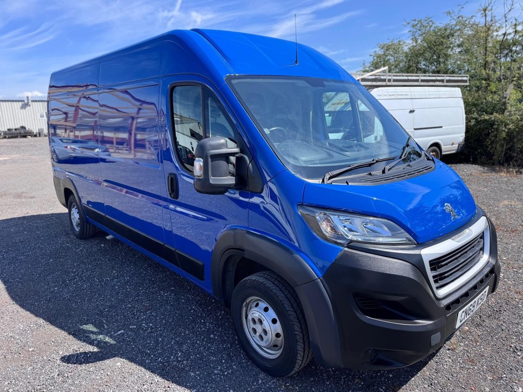 PEUGEOT BOXER Professional 2.0 Blue HDI LWB Van. L3H2. FSH. NAV. AC. Cruise 2019