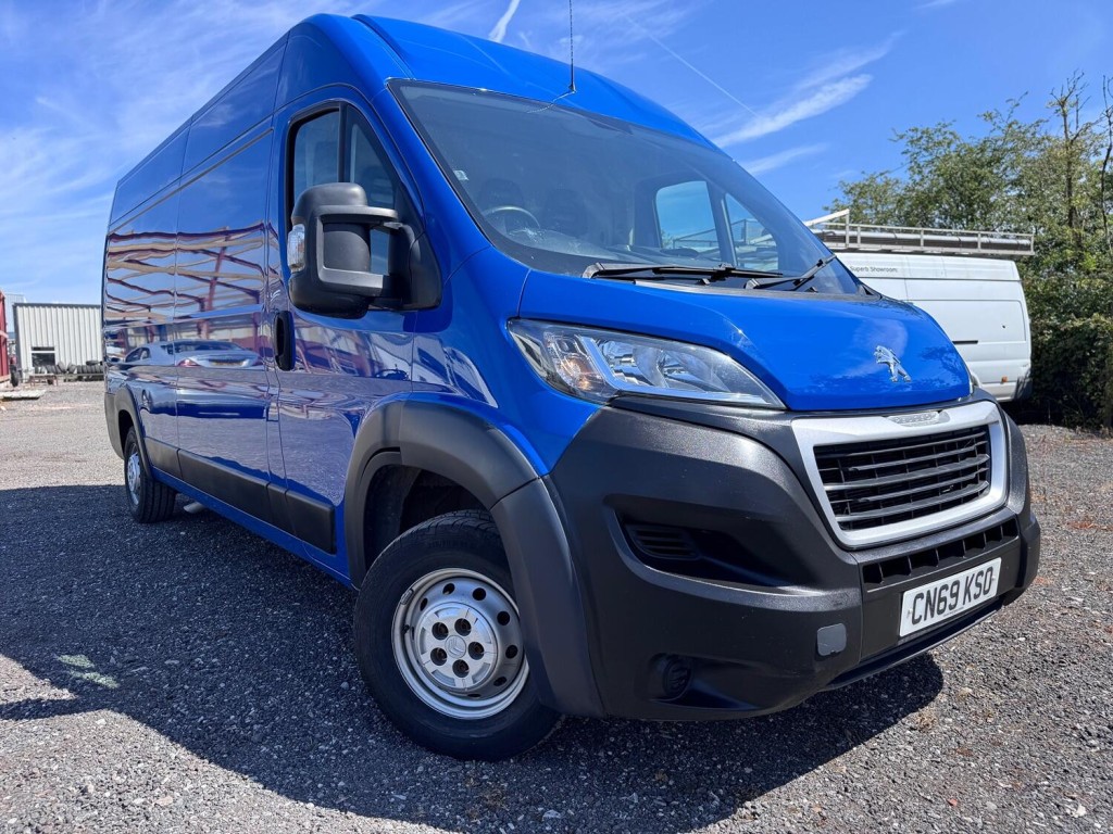 View PEUGEOT BOXER Professional 2.0 Blue HDI LWB Van. L3H2. FSH. NAV. AC. Cruise