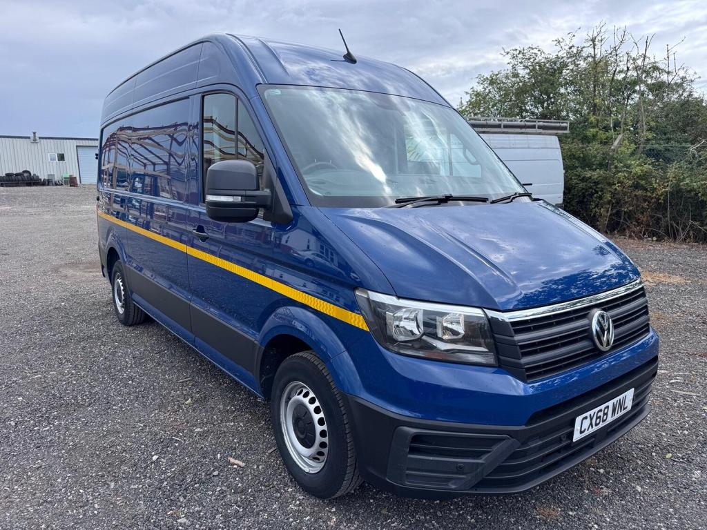 VOLKSWAGEN CRAFTER 2.0 TDI CR30 BlueMotion Tech Trendline. MWB Van. Aircon. Appleplay. Cruise 2018