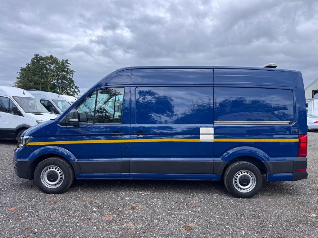 VOLKSWAGEN CRAFTER 2.0 TDI CR30 BlueMotion Tech Trendline. MWB Van. Aircon. Appleplay. Cruise 2018