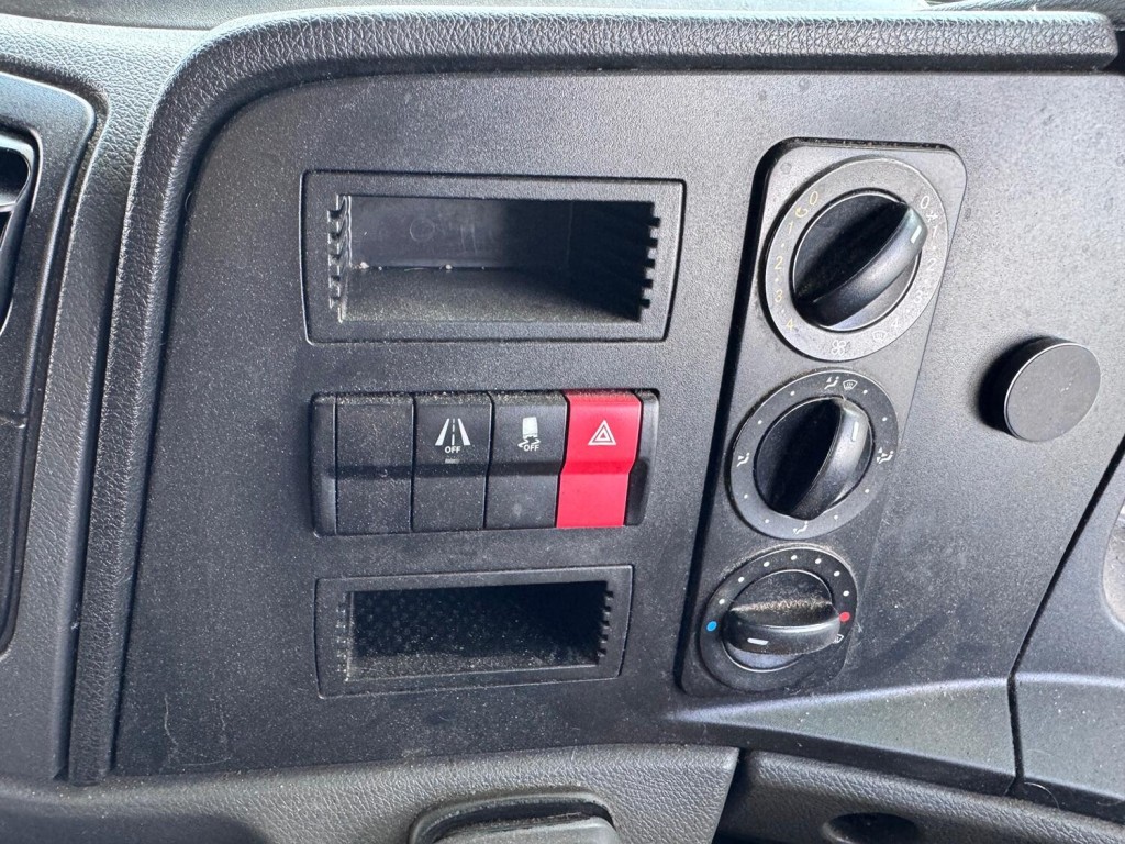 MERCEDES-BENZ ATEGO Recovery Truck. Car, Van or Caravan Transporter. Euro 6. Winch. Extending Towbar. Sleeper Cab. 2017