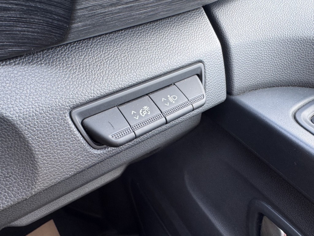 RENAULT TRAFIC 2.0 LL30 Blue dCi 150 Sport Panel Van MY22 2022