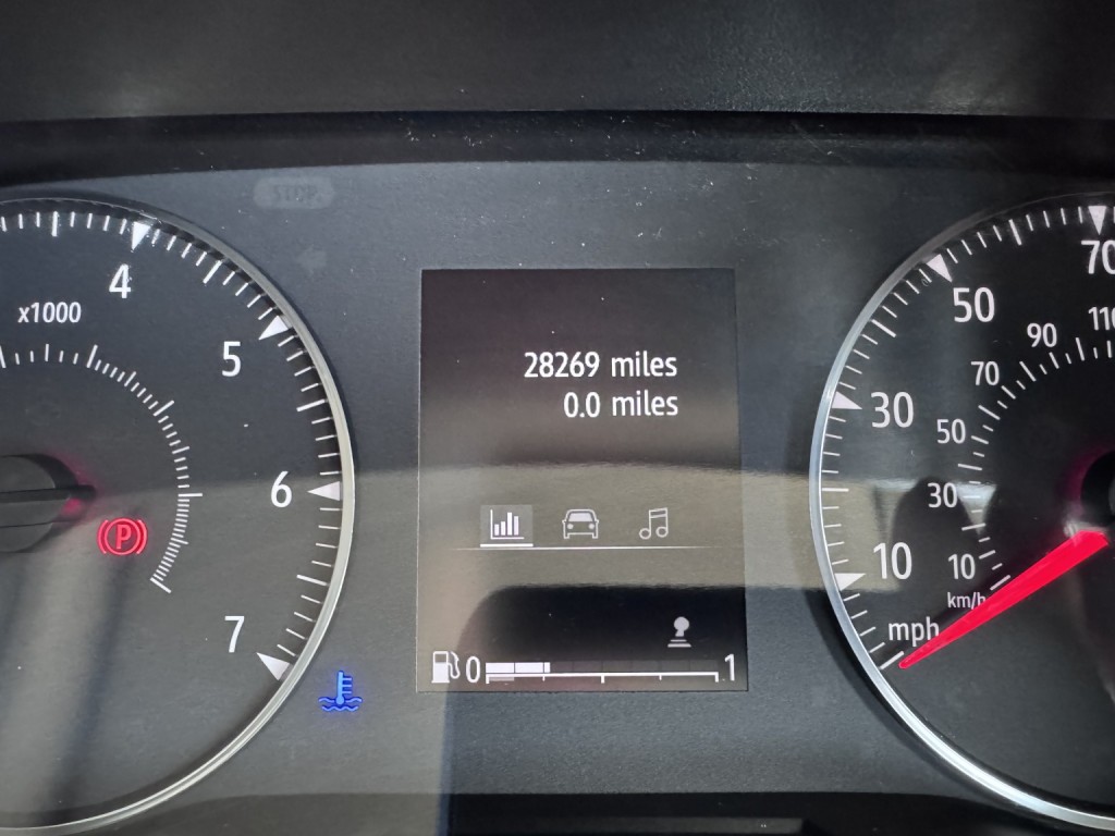 RENAULT TRAFIC LL30 LWB Advance Van. Aircon. Appleplay. Rear Cam. NAV. 2023