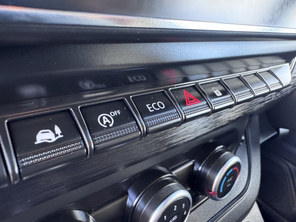 RENAULT TRAFIC LL30 LWB Advance Van. Aircon. Appleplay. Rear Cam. NAV. 2023