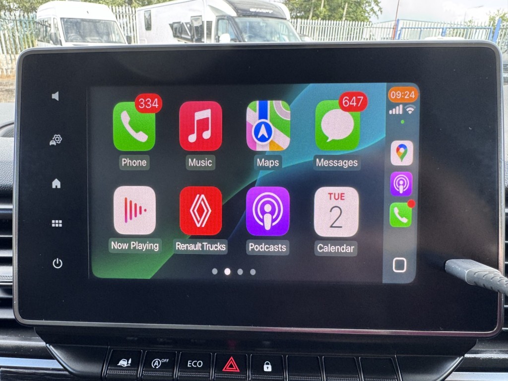 RENAULT TRAFIC LL30 LWB Advance Van. Aircon. Appleplay. Rear Cam. NAV. 2023