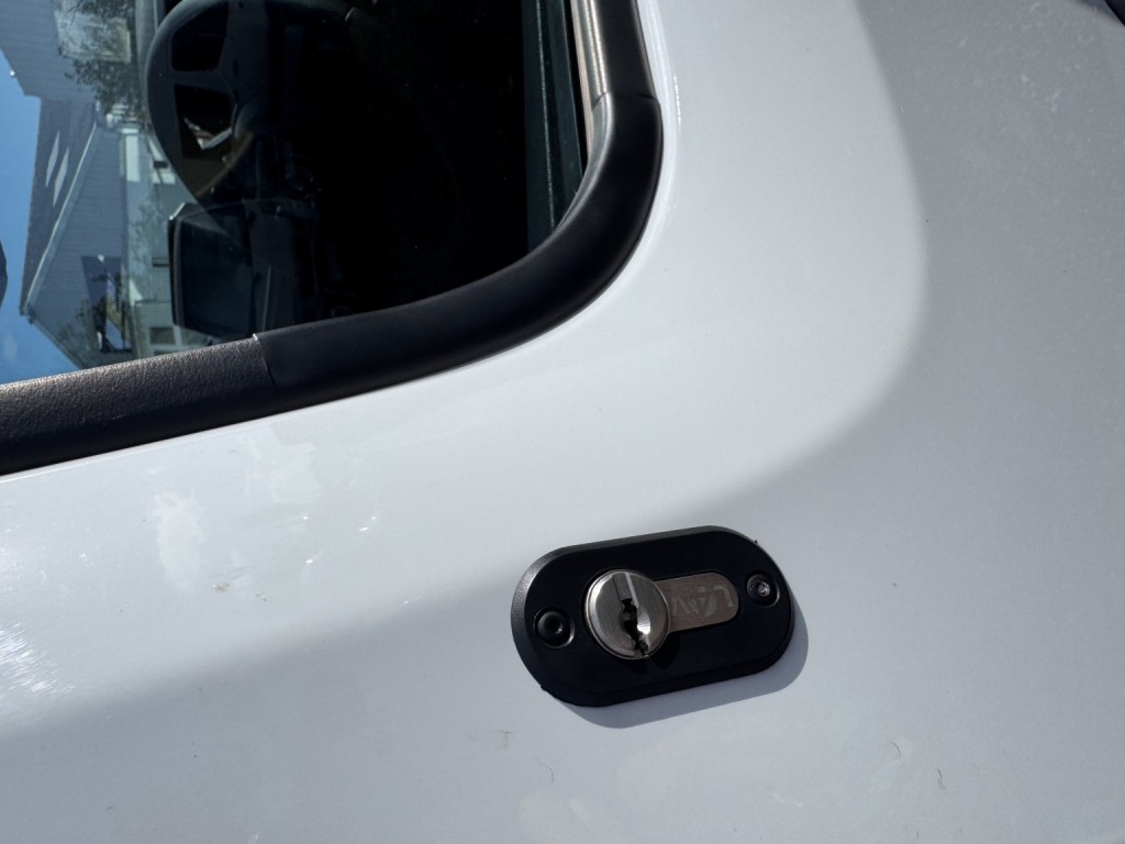 RENAULT TRAFIC LL30 LWB Advance Van. Aircon. Appleplay. Rear Cam. NAV. 2023