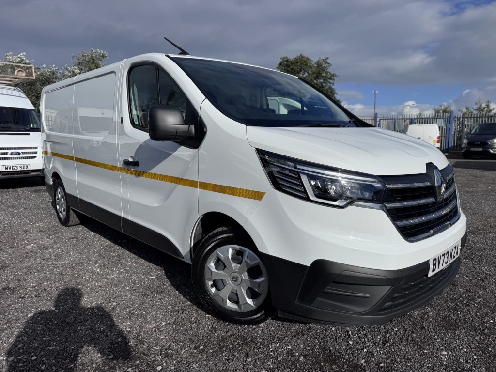 RENAULT TRAFIC LL30 LWB Advance Van. Aircon. Appleplay. Rear Cam. NAV. 2023