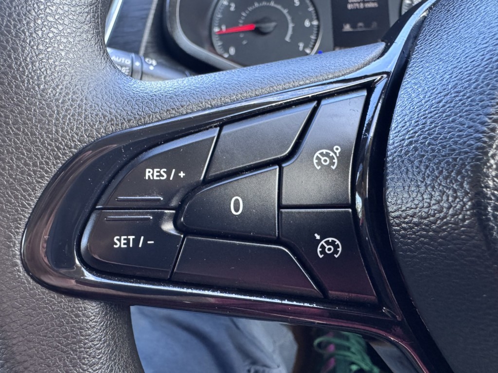 RENAULT TRAFIC LL30 LWB Advance Van. Aircon. Appleplay. Rear Cam. NAV. 2023