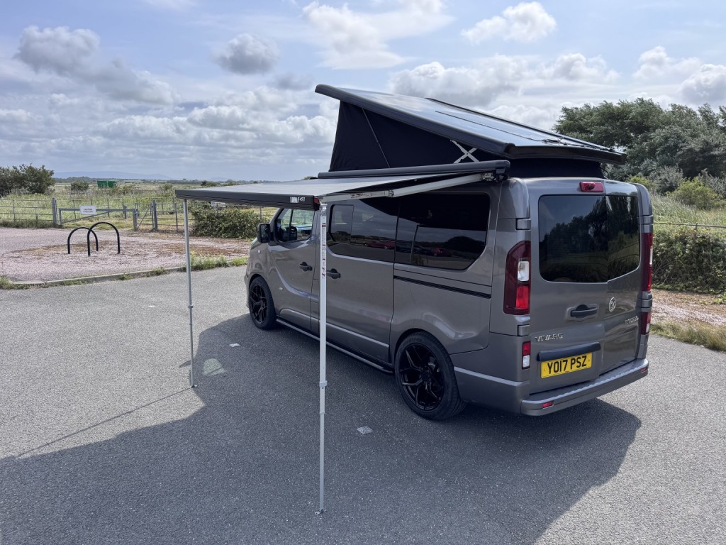 View VAUXHALL VIVARO 2700 SPORT CAMPERVAN. POP TOP. ELEC ROCK & ROLL BED