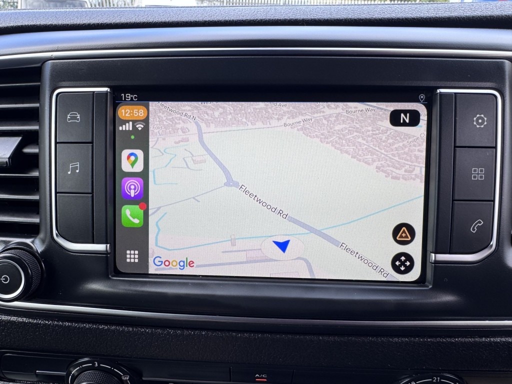 PEUGEOT EXPERT 2.0 BlueHDi 1400 Professional.  Appleplay. Aircon, Cruise. 6SP 2019