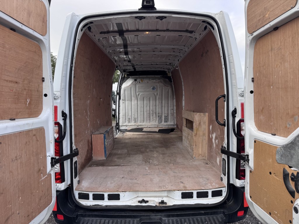 RENAULT MASTER 2.3 RWD LML35 ENERGY dCi 145 Business MY22 2022